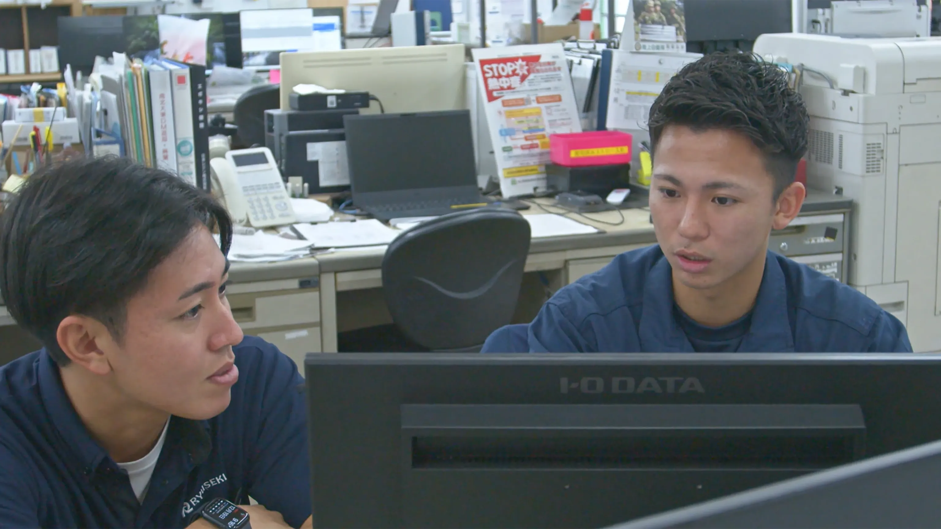 会社の制度や福利厚生で助かっている点を語る與那嶺さん